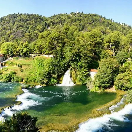 Apartment Bright On The Dalmatian Coast With Terrace, Garden And Sea View *